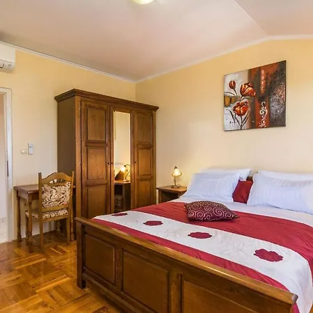 Villa Divina Comfortable Sisan